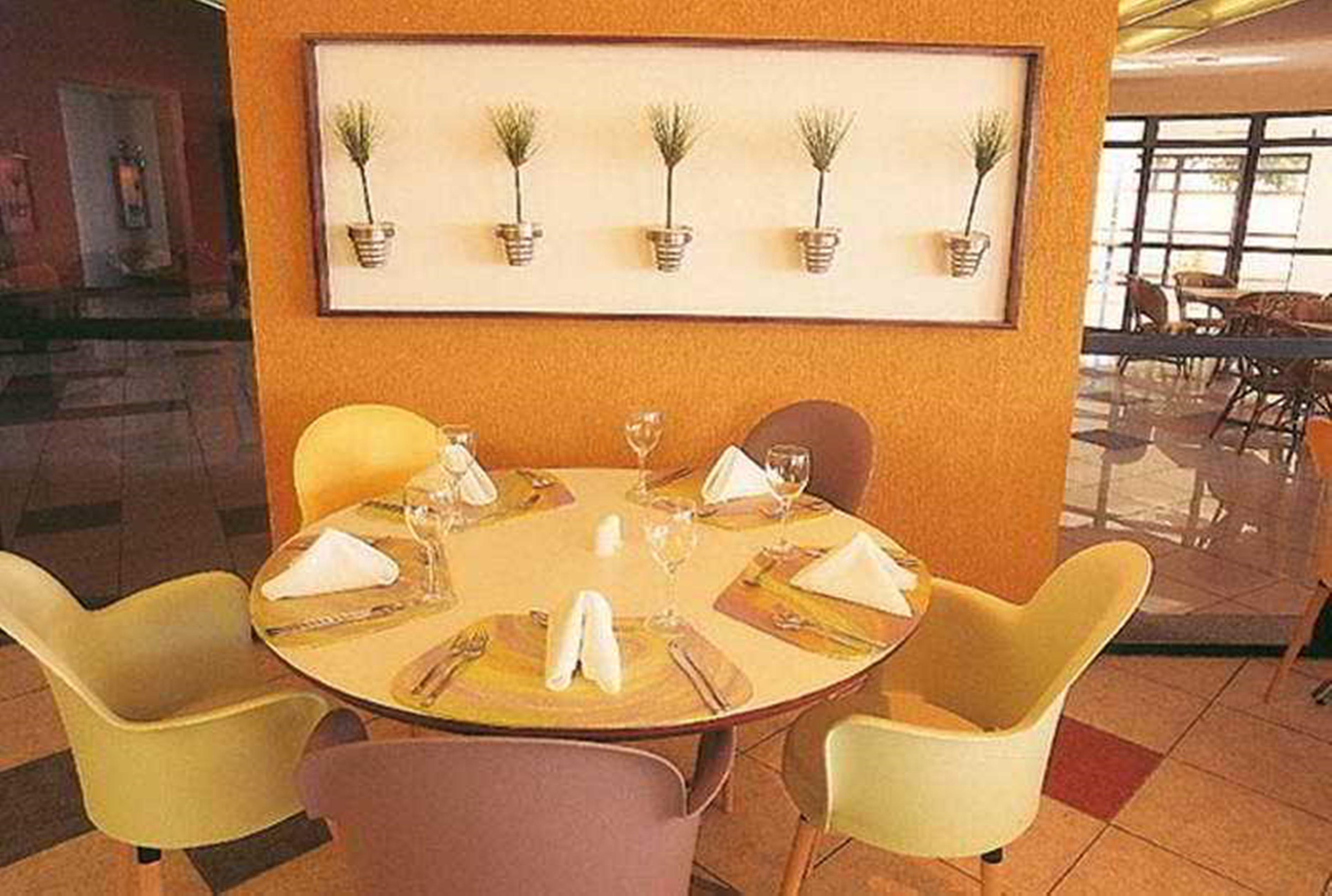 Iate Plaza Hotel ฟอร์ตาเลซา ร้านอาหาร รูปภาพ